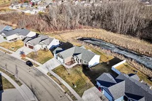 5476 Ridgeview Dr NW, Rochester, MN 55901 - Photo 35