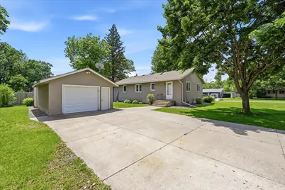 842 Xenia Avenue NW, Elk River, MN 55330 - Photo 9