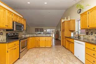 1903 33rd St S, Moorhead, MN 56560 - Photo 17