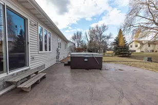 1903 33rd St S, Moorhead, MN 56560 - Photo 9