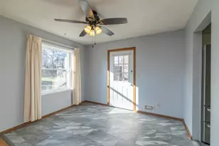 1579 Grandview Ave E, Maplewood, MN 55109 - Photo 9