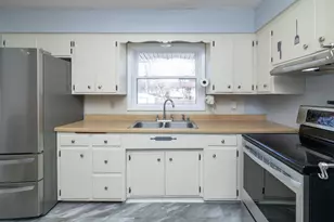 1579 Grandview Ave E, Maplewood, MN 55109 - Photo 13