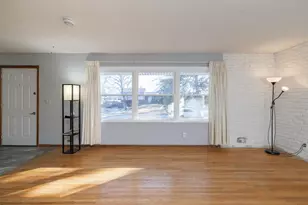 1579 Grandview Ave E, Maplewood, MN 55109 - Photo 5