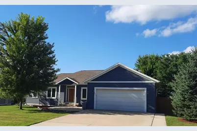 301 7th Street NW, New Richland, MN 56072 - Photo 1