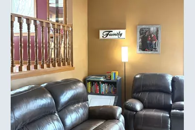 2009 5th Street NE, Waseca, MN 56093 - Photo 3