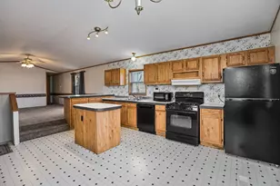 405 Edgar Pl, Faribault, MN 55021 - Photo 7