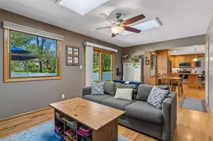 14240 Green View Ct, Eden Prairie, MN 55346 - Photo 13
