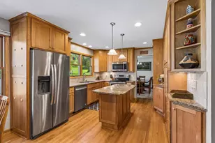 14240 Green View Ct, Eden Prairie, MN 55346 - Photo 9