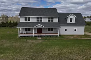 826 165th Ave, New Richmond, WI 54017 - Photo 5