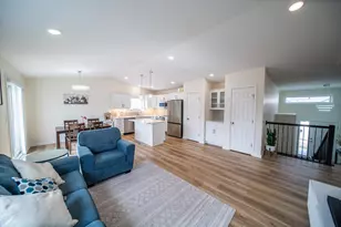 6138 Sandstone St NW, Rochester, MN 55901 - Photo 5