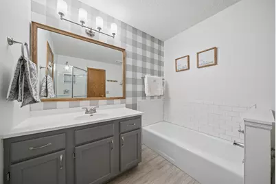 13413 Morgan Avenue S, Burnsville, MN 55337 - Photo 17