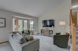 1612 Golf View Dr, River Falls, WI 54022 - Photo 23