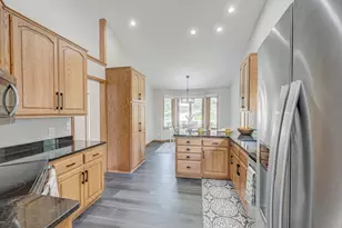 1612 Golf View Dr, River Falls, WI 54022 - Photo 15