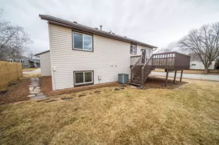 3919 Huntington Ln NW, Rochester, MN 55901 - Photo 29