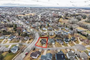 3919 Huntington Ln NW, Rochester, MN 55901 - Photo 43