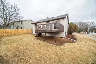 3919 Huntington Ln NW, Rochester, MN 55901 - Photo 33