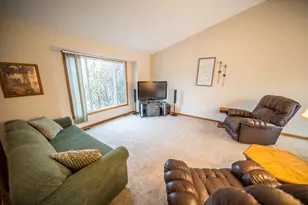 3919 Huntington Ln NW, Rochester, MN 55901 - Photo 3