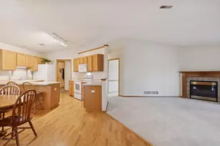 12565 Marion Ct, Rogers, MN 55374 - Photo 11