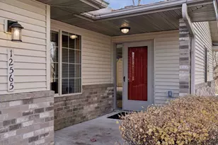 12565 Marion Ct, Rogers, MN 55374 - Photo 5