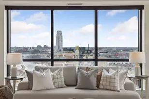 100 3rd Ave S, Minneapolis, MN 55401 - Photo 1