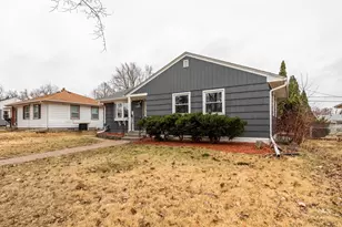 1700 Sherwood Ave, Saint Paul, MN 55106 - Photo 3