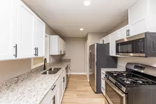 1700 Sherwood Ave, Saint Paul, MN 55106 - Photo 5