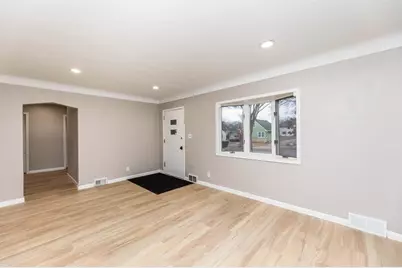 1700 Sherwood Avenue, Saint Paul, MN 55106 - Photo 13