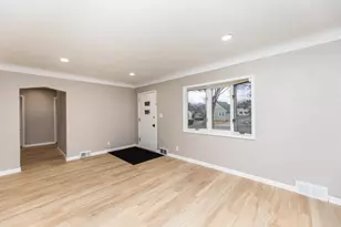 1700 Sherwood Ave, Saint Paul, MN 55106 - Photo 13