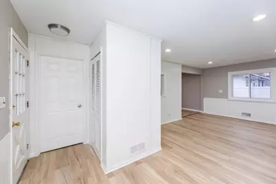 1700 Sherwood Avenue, Saint Paul, MN 55106 - Photo 17