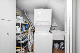 8055 Curtis Ln, Eden Prairie, MN 55347 - Photo 31