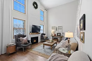 8055 Curtis Ln, Eden Prairie, MN 55347 - Photo 13