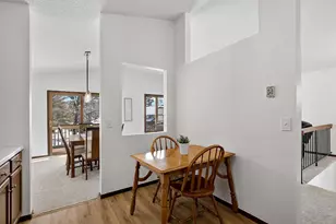 3112 Farnum Dr, Eagan, MN 55121 - Photo 15