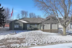 431 Elizabeth Ave, Lake Wilson, MN 56151 - Photo 1