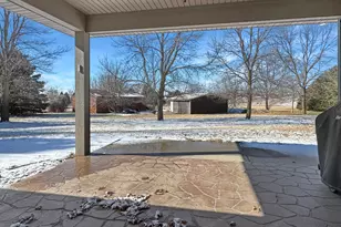 431 Elizabeth Ave, Lake Wilson, MN 56151 - Photo 5