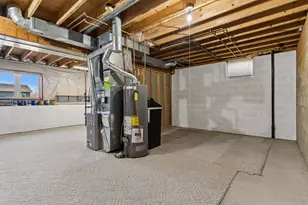 1011 Boston Hill Rd, Eagan, MN 55123 - Photo 23