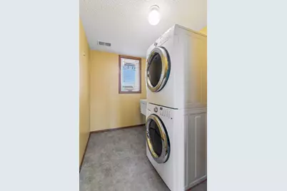 1011 Boston Hill Road, Eagan, MN 55123 - Photo 21