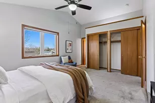 1011 Boston Hill Rd, Eagan, MN 55123 - Photo 11