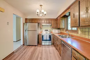 1010 94th Ave NW, Coon Rapids, MN 55433 - Photo 3