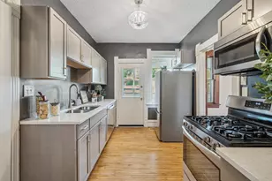 909 22nd Ave NE, Minneapolis, MN 55418 - Photo 11