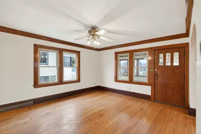 1885 Hawthorne Avenue E, Saint Paul, MN 55119 - Photo 5