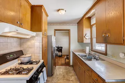 5916 Quail Avenue N, Crystal, MN 55429 - Photo 7