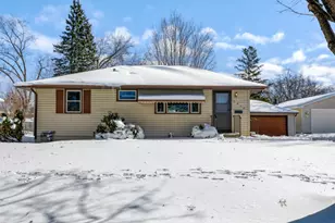 5916 Quail Ave N, Crystal, MN 55429 - Photo 3