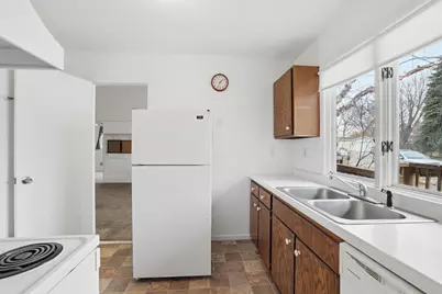 4497 S Oak Leaf Court, Vadnais Heights, MN 55127 - Photo 21