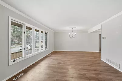 4497 S Oak Leaf Court, Vadnais Heights, MN 55127 - Photo 7