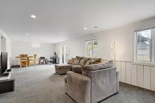 11014 Stanley Curve, Bloomington, MN 55437 - Photo 21