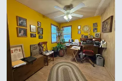 124 State Avenue N, Thief River Falls, MN 56701 - Photo 7