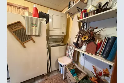 124 State Avenue N, Thief River Falls, MN 56701 - Photo 11