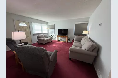 401 Center Street E, Roseau, MN 56751 - Photo 11