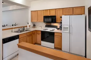 11649 Horizon Dr, Burnsville, MN 55337 - Photo 5