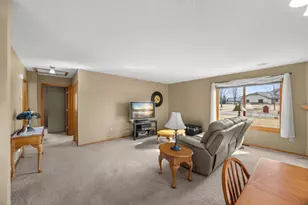 5445 Orleans Ln N, Plymouth, MN 55442 - Photo 3